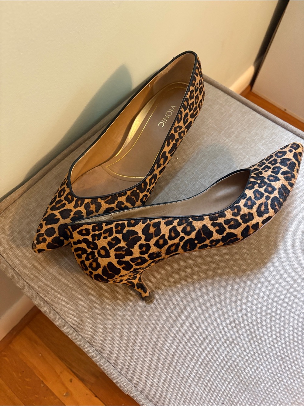 Vionic Leopard-Print Pointed Kitten Heels - Brown/Black